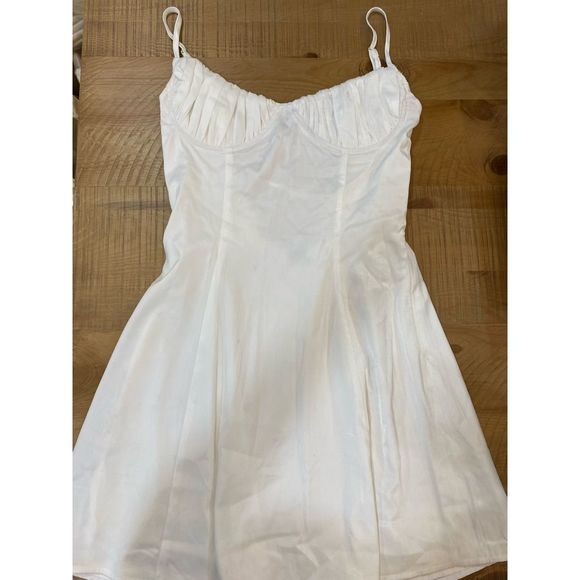 Tiger Mist Dresses & Skirts - Tiger Mist Elsie Dress XS